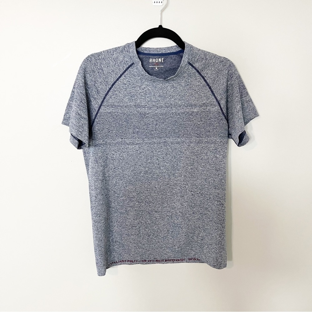 Rhone Men's Method Seamless Short Sleeve
Training T Shirt blue‎ medium